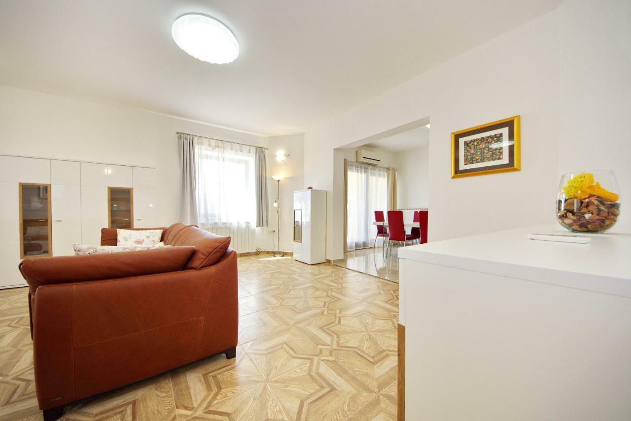 Zupan Villa *